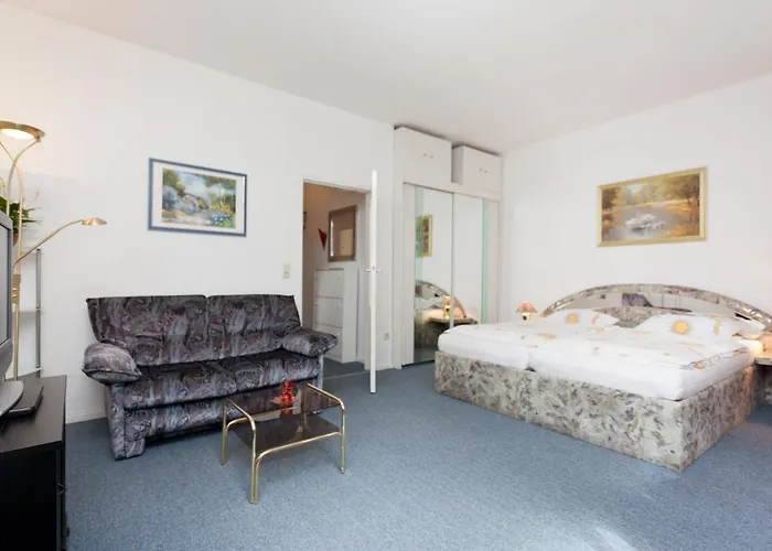 Am Lietzensee - Messe * Berlin