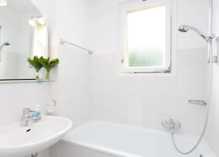 Am Lietzensee - Messe Berlin